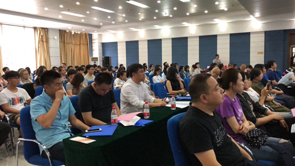 哈尔滨理工大学召开黑龙江省工业设计产业技术创新战略联盟成立大会